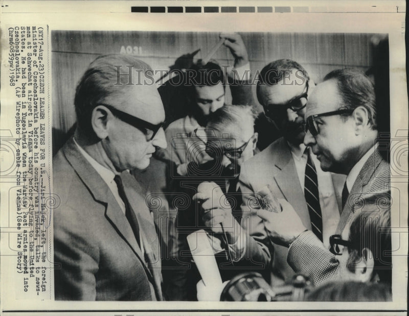 Load image into Gallery viewer, 1968 Press Photo Foreign Minister Jiri Kajek of Czechoslovakia with newsmen

