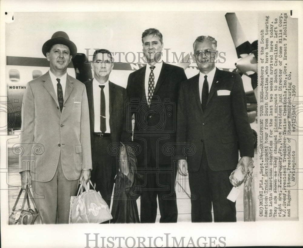1960 Press Photo Members of South American Trade Development tour arrive in FL