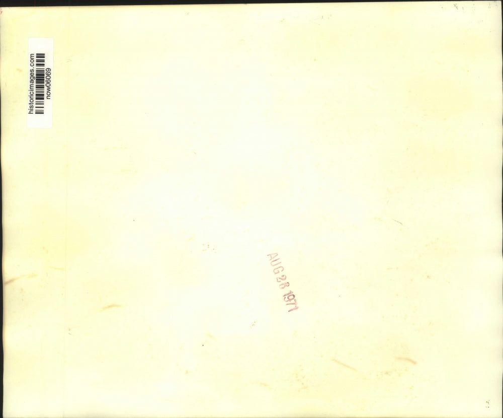 1971 Press Photo Senator Fred Harris & wife with Florida Capitol Press Corps.