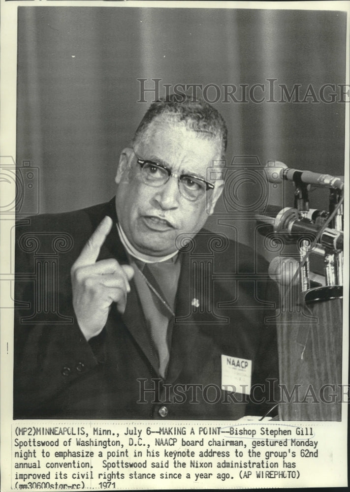 1971 Press Photo Bishop Stephen Gill Spottswood speaks at NAACP&#39;s convention