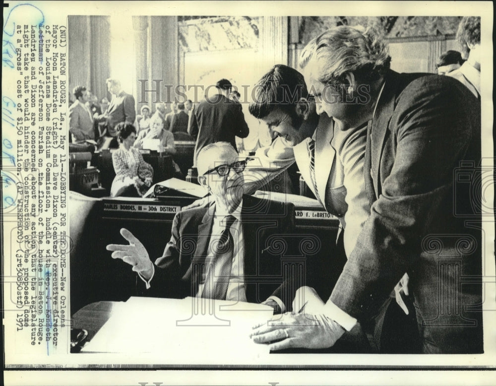 1971 Press Photo Mayor Landrieu & Dave Dixon lobby for New Orleans dome