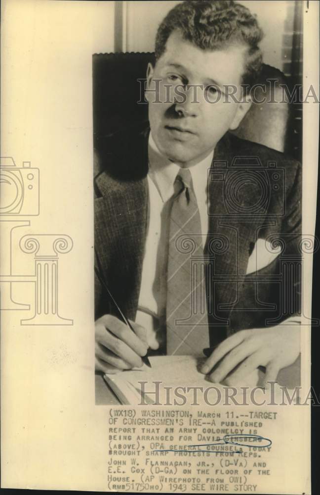 1943 Press Photo David Ginsberg, OPA General Counsel in Washington - now06402