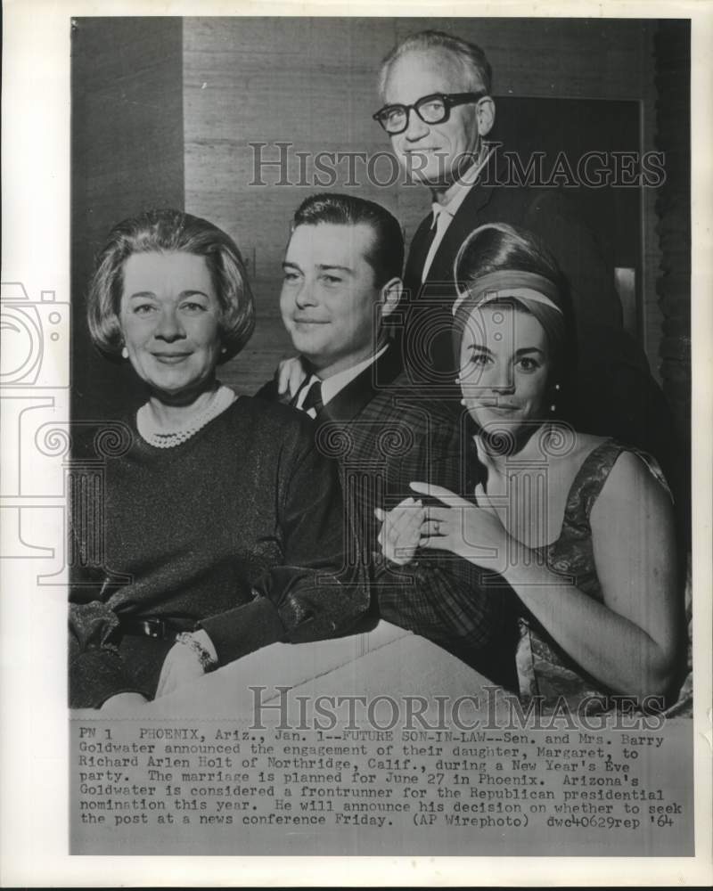 Load image into Gallery viewer, 1964 Press Photo Senator &amp; Mrs. Goldwater announce engagement of daughter
