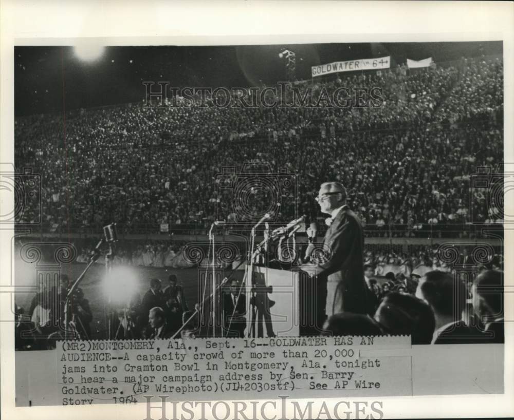 1964 Press Photo Senator Barry Goldwater speaks at Cramton Bowl in Alabama