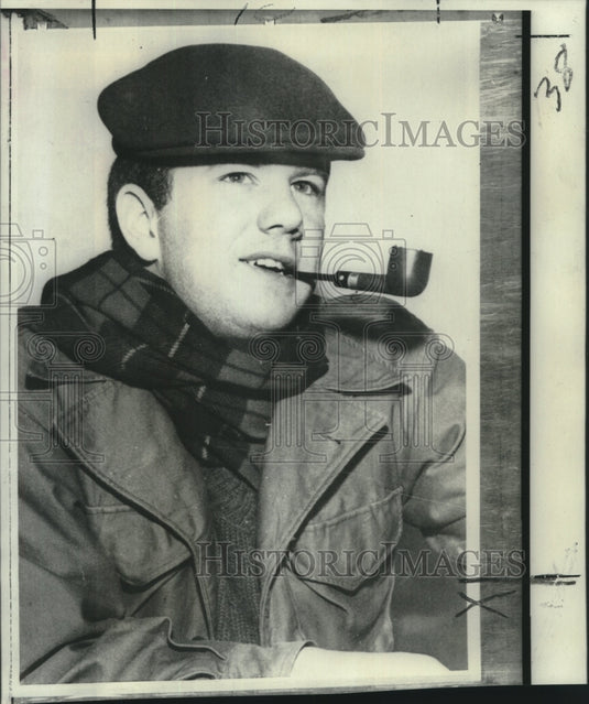 1966 Press Photo Craddock Gilmour of NJ, held in Soviet confinement for theft.