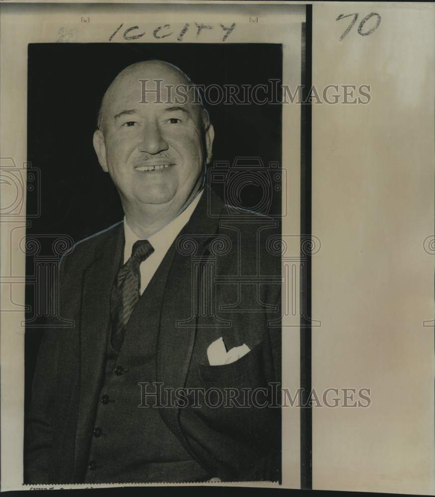 1967 Press Photo Associated Press Pulitzer prize correspondent Eddy Gilmore.