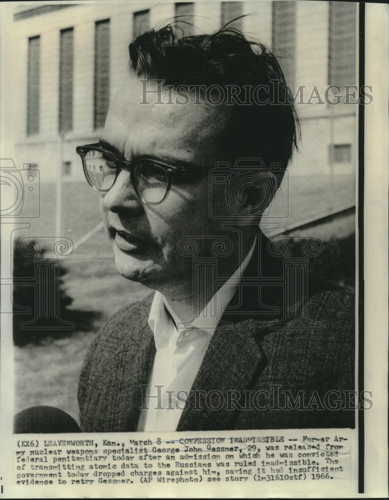Load image into Gallery viewer, 1966 Press Photo Nuclear weapons specialist George Gessner released from prison
