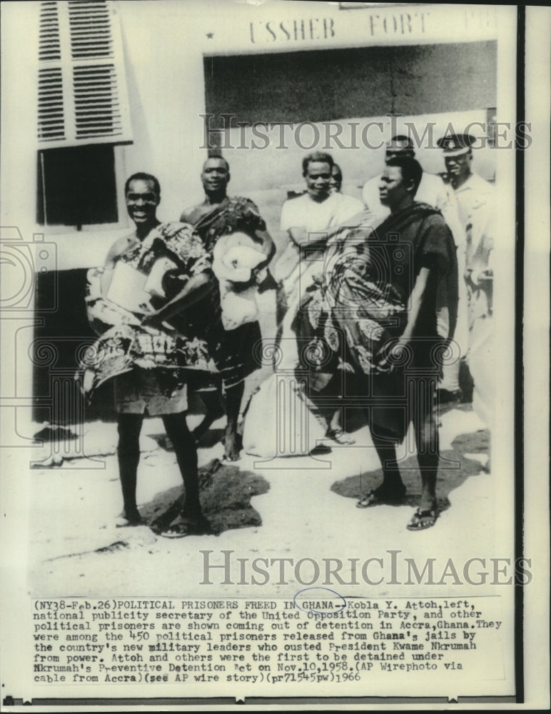 1966 Press Photo Kobla Attoh and other political prisoners released from Ghana