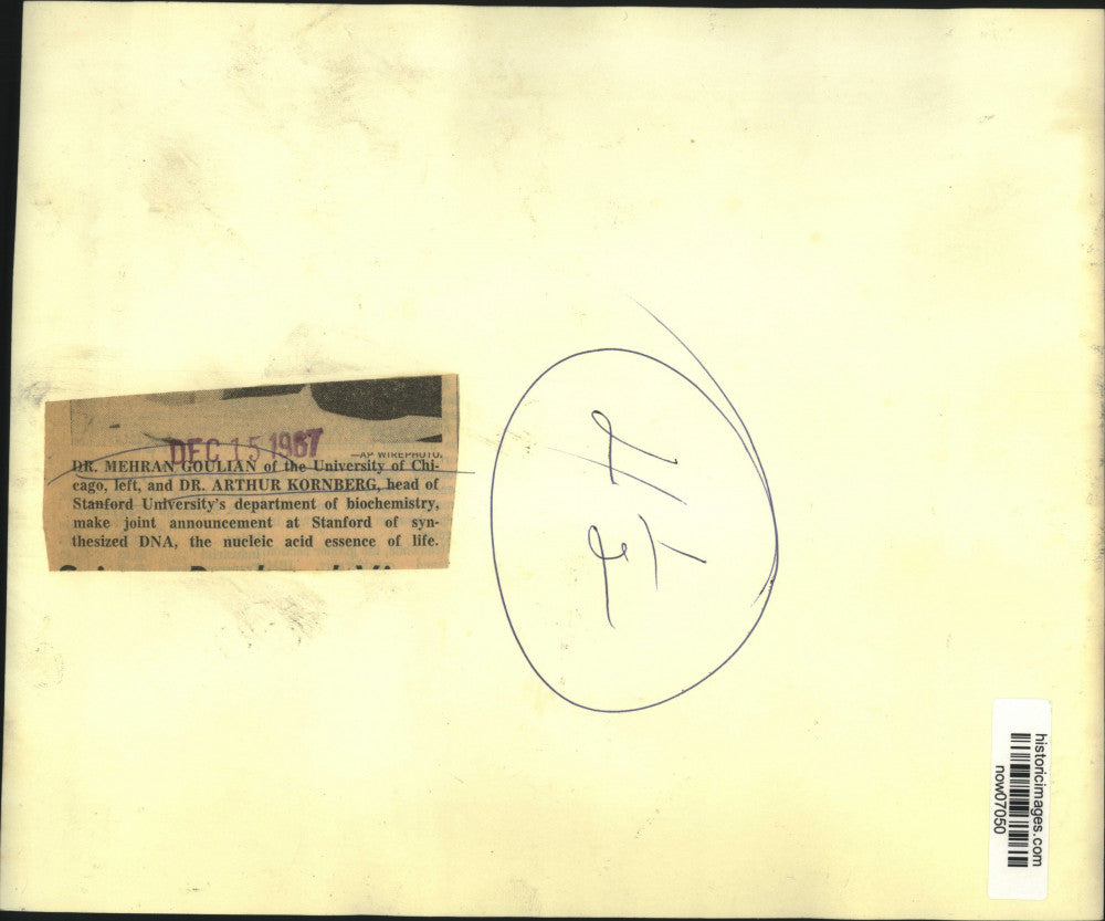 1967 Press Photo Dr. Mehran Goulian & Dr. Kornberg speak at Stanford University