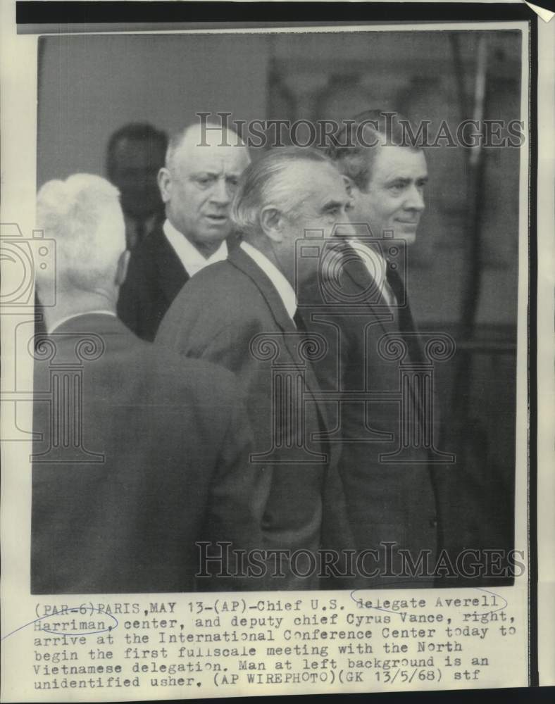 Load image into Gallery viewer, 1968 Press Photo Averell Harriman &amp; Cyrus Vance arrive for Paris Peace Talks
