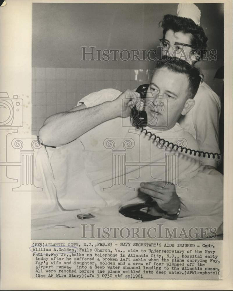 Load image into Gallery viewer, 1961 Press Photo Navy Secretary's aide William Golden injured in plane crash
