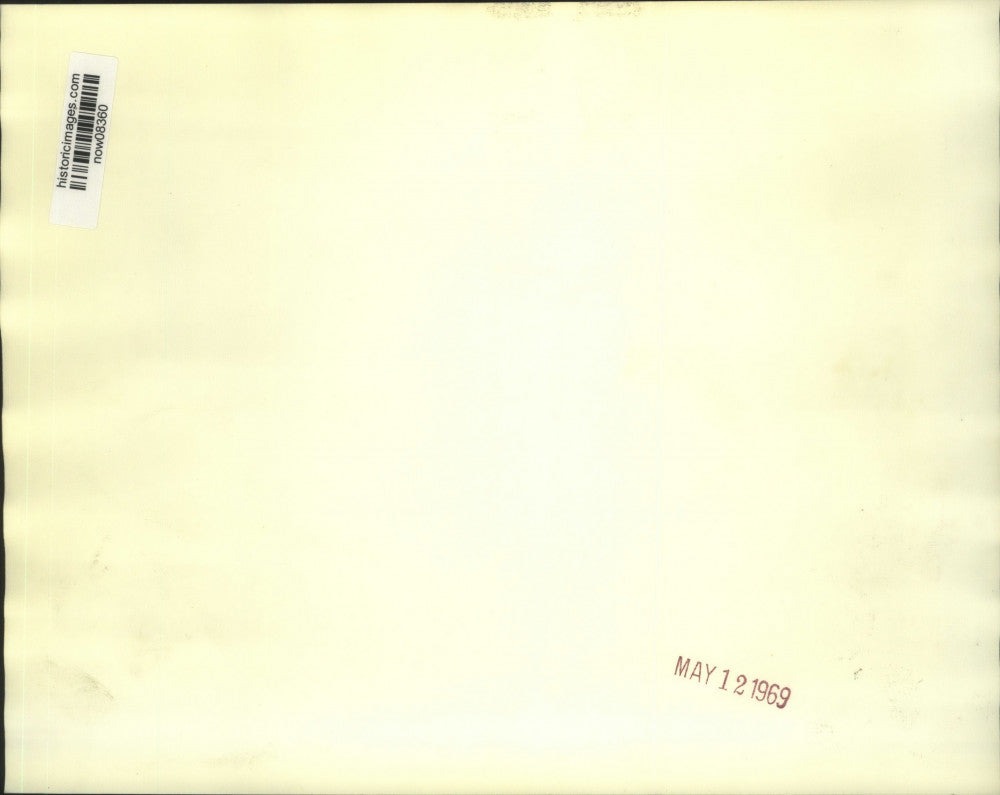 1969 Press Photo Paula Hawes, carrier Enterprise crew's The Girl With The Looks