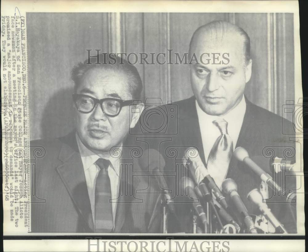 1968 Press Photo San Francisco State&#39;s S.I. Hayakaya &amp; Mayor Alioto with newsmen