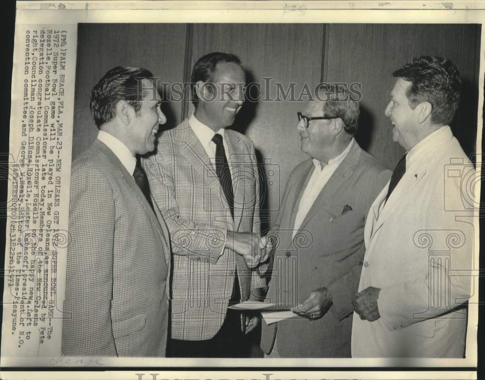 1971 Press Photo Football Commissioner announces 1972 Super Bowl in New Orleans- Historic Images