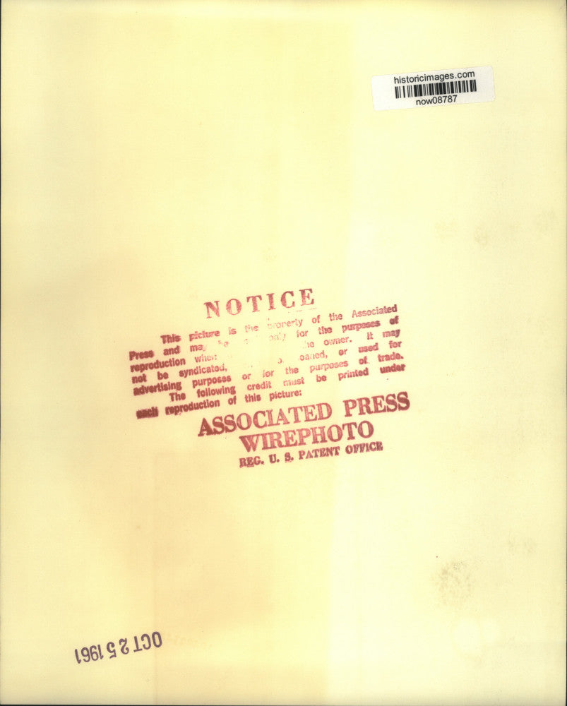 1961 Press Photo Lynn Heinzerling, Associated Press writer