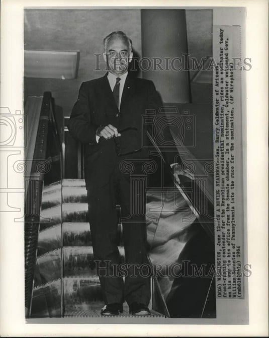 1964 Press Photo Senator Barry Goldwater rides elevator in Capitol Building