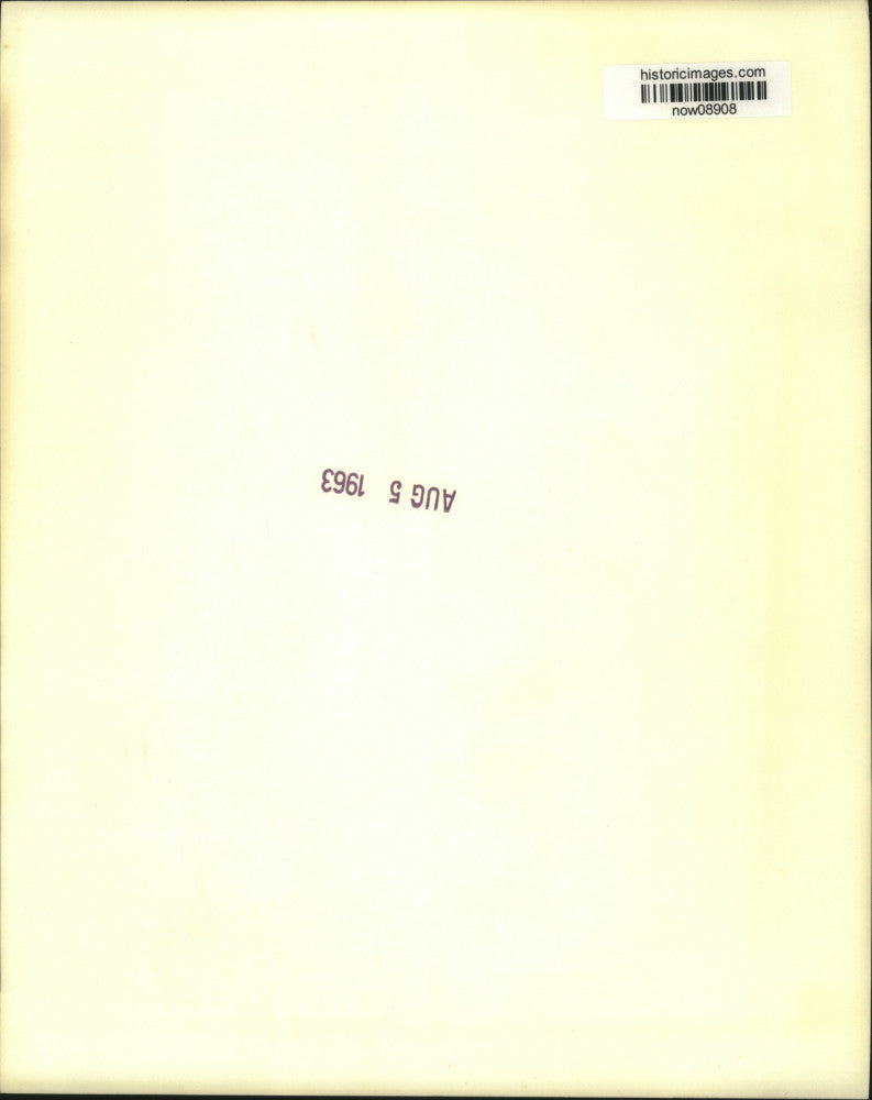 1963 Press Photo Mrs. Peggy Goldwater remains backstage, away from attention