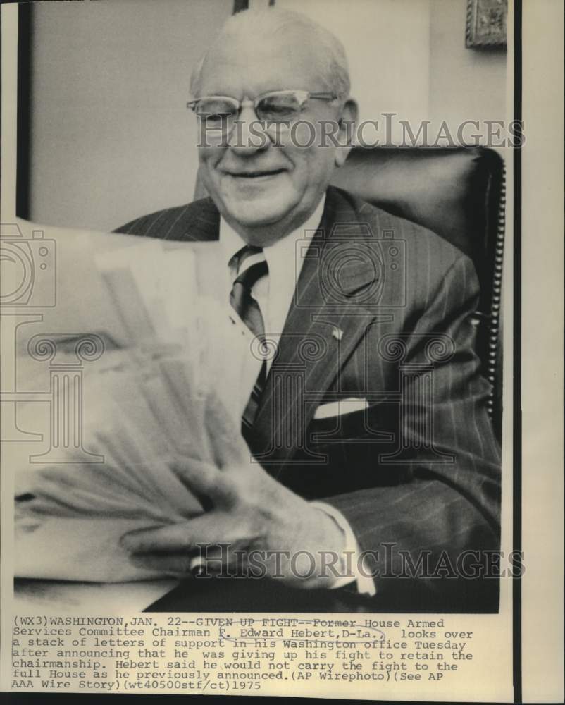 1975 Press Photo Former House Armed Services Chairman Hebert looks at mail