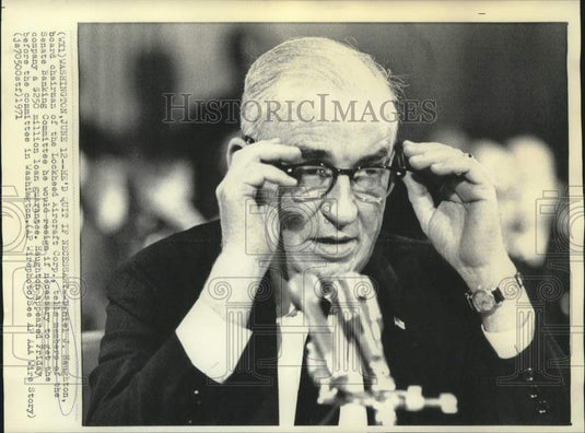 1971 Press Photo Daniel Haughton appears at Senate Banking Committee hearing