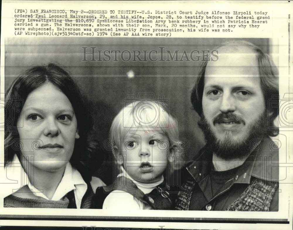 1974 Press Photo Paul and Joyce Halverson and son appear in U.S. District Court