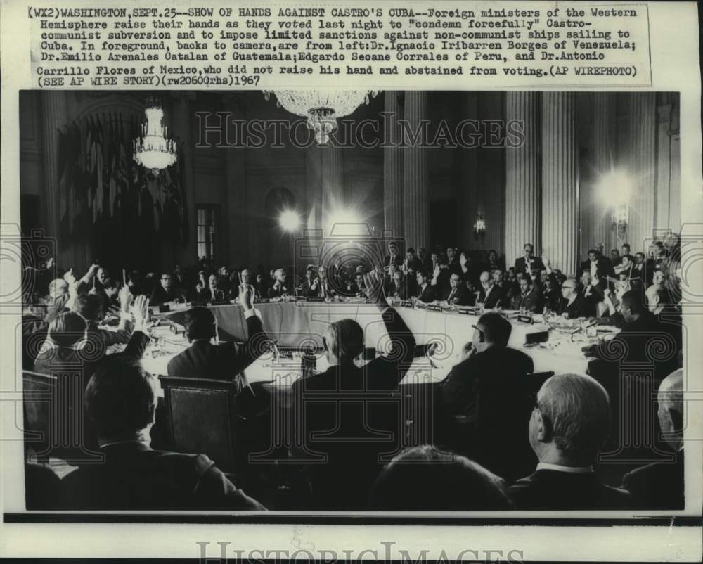 1967 Press Photo Foreign ministers show of hands against Castro's Cuba