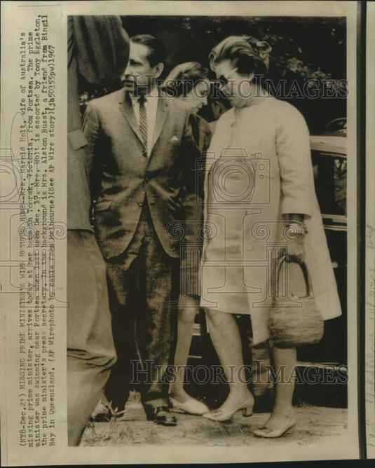 1967 Press Photo Missing Prime Minister Harold Holt's wife returns home