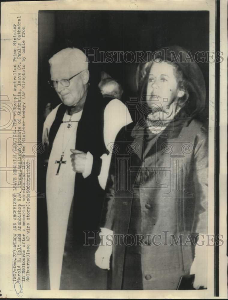Load image into Gallery viewer, 1967 Press Photo Mrs. Harold Holt, widow, and Archbishop leave memorial service
