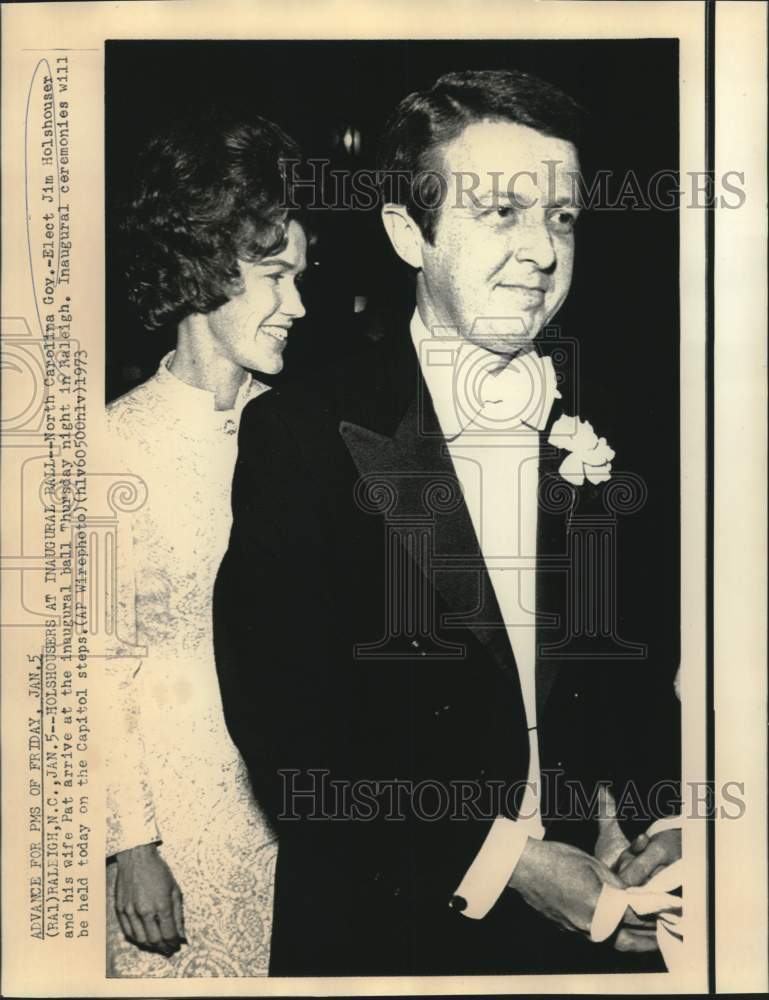 1973 Press Photo Governor-elect and Mrs. Jim Holshouser arrive at Inaugural Ball