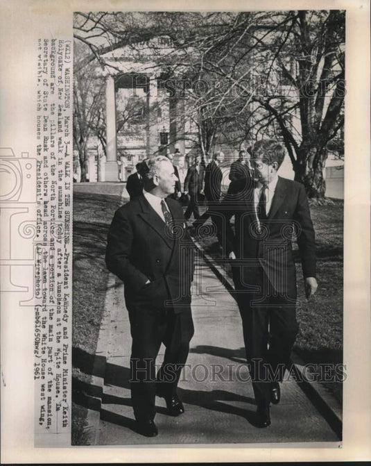 1961 Press Photo President Kennedy and Prime Minister Holyoake at White House