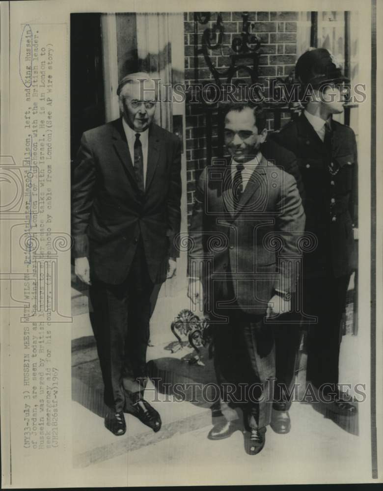 Load image into Gallery viewer, 1967 Press Photo Jordan's King Hussein &amp; Britain's Harold Wilson in London
