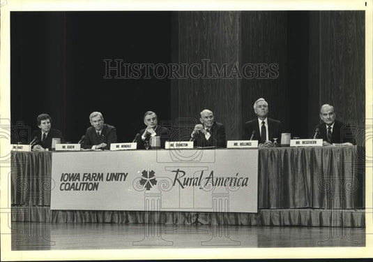 1984 Press Photo Democratic presidential contenders at Iowa Farm Unity Coalition