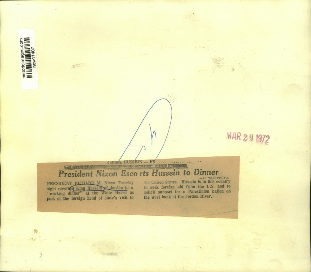 1972 Press Photo President Nixon escorts King Hussein to White House dinner.