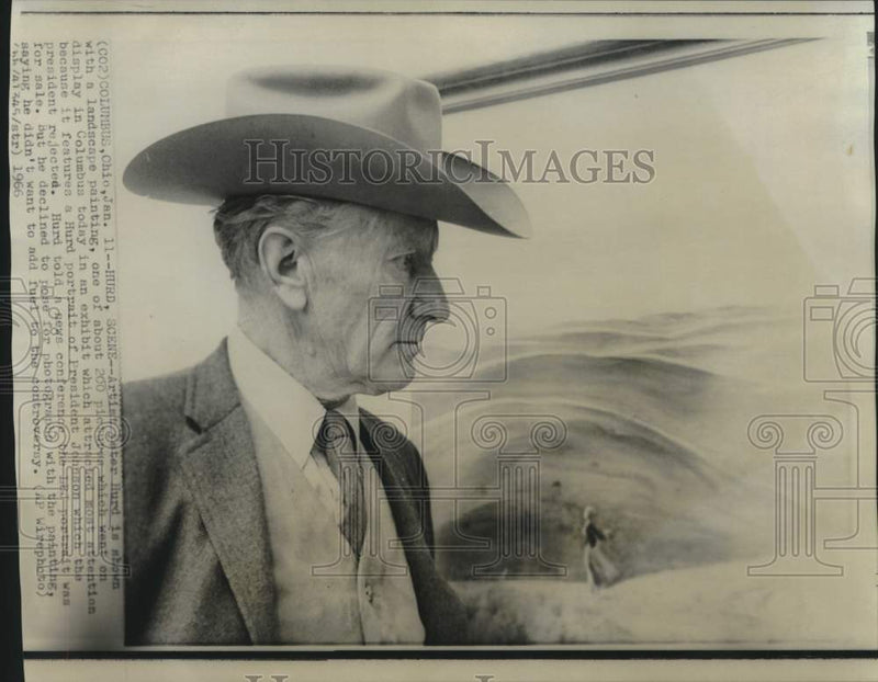 Load image into Gallery viewer, 1966 Press Photo Artist Peter Hurd shown with landscape painting in Columbus, OH
