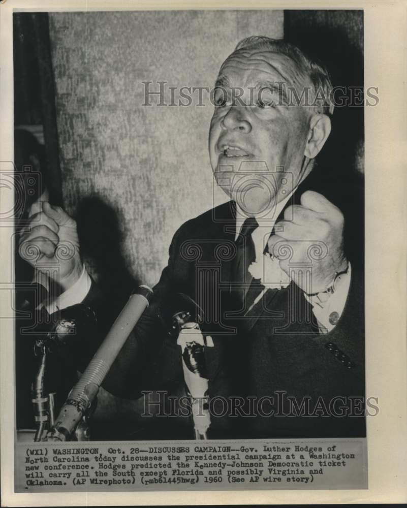 1960 Press Photo Governor Luther Hodges of North Carolina at news conference