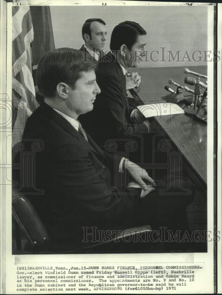 1971 Press Photo Governor-elect Dunn names Russell Hippe and Beard to cabinet