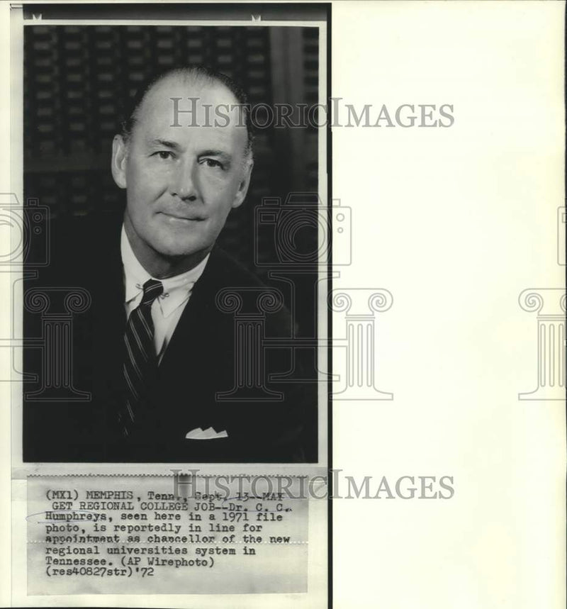 Load image into Gallery viewer, 1971 Press Photo Dr. C.C. Humphreys, new regional universities chancellor in TN
