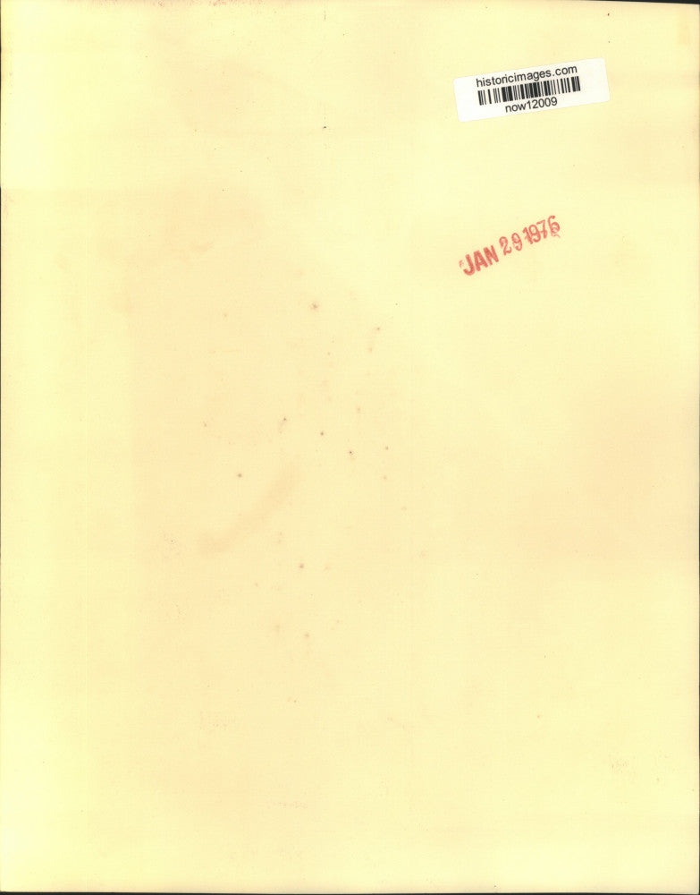 1976 Press Photo Randolph Hearst leaving San Francisco family apartment