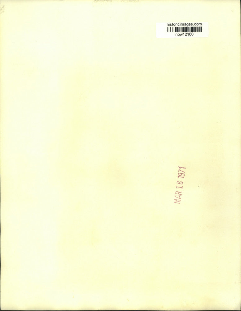 1971 Press Photo Mule and wagon slow traffic in Columbus, Georgia - now12160