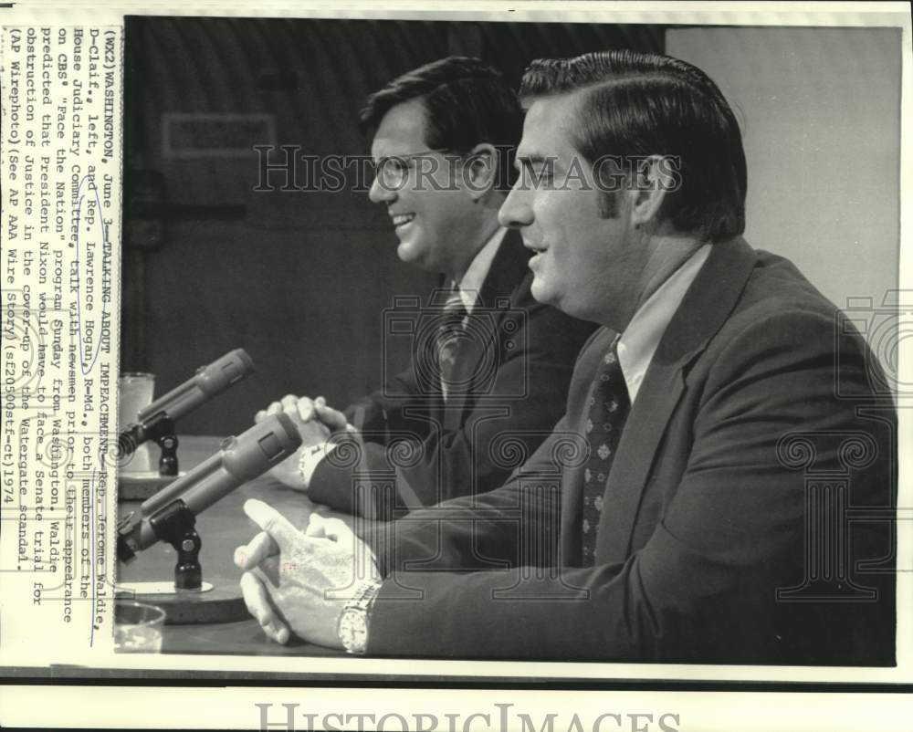 1974 Press Photo Representatives Waldie and Hogan talk with newsmen - now12272