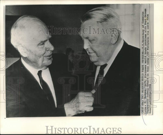 1964 Press Photo Secretary of Commerce Luther Hodges and Ludwig Erhard in Bonn