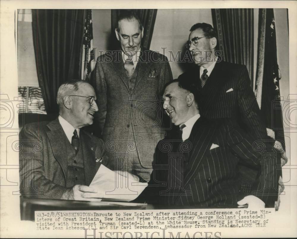 1951 Press Photo President Truman, New Zealand&#39;s Sidney Holland and others chat