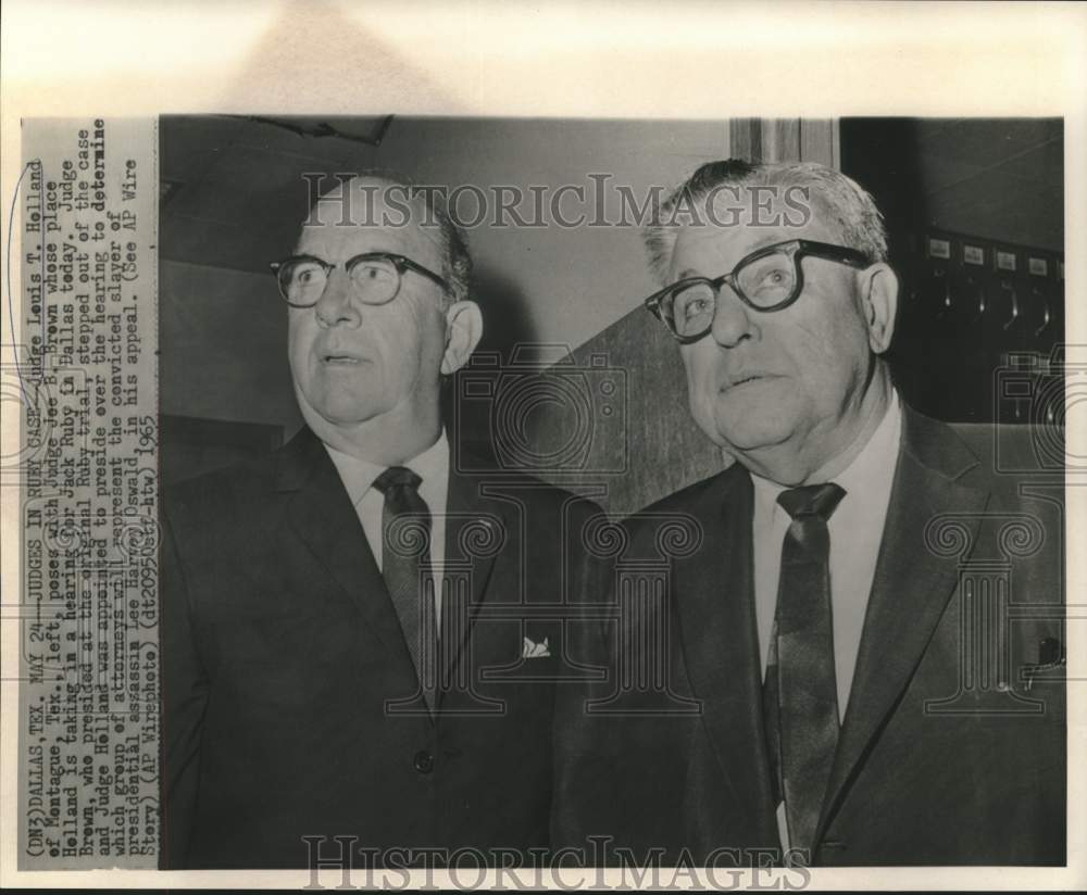 1965 Press Photo Judges Louis Holland and Joe Brown, in Jack Ruby case in Texas