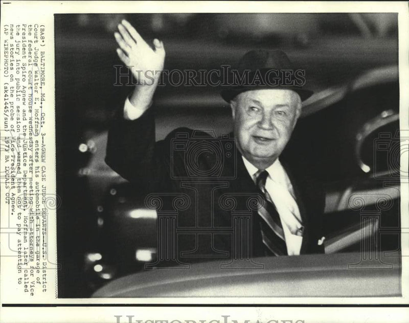 Load image into Gallery viewer, 1973 Press Photo U.S. District court Judge Walter Hoffman enters automobile
