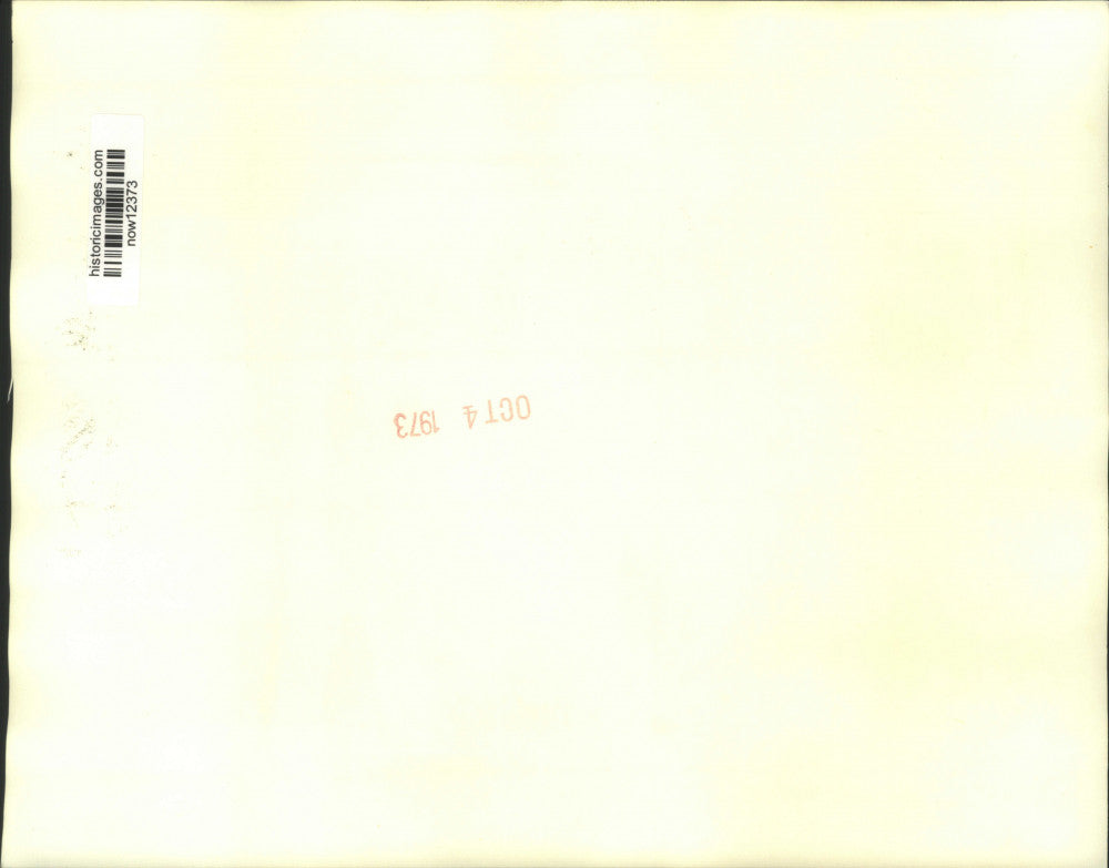 1973 Press Photo U.S. District court Judge Walter Hoffman enters automobile