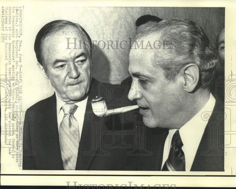 Load image into Gallery viewer, 1972 Press Photo Senator Humphrey and Governor Mandel in Houston, Texas
