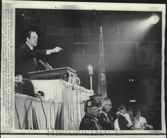 1968 Press Photo Vice President Humphrey addresses American Legion Convention