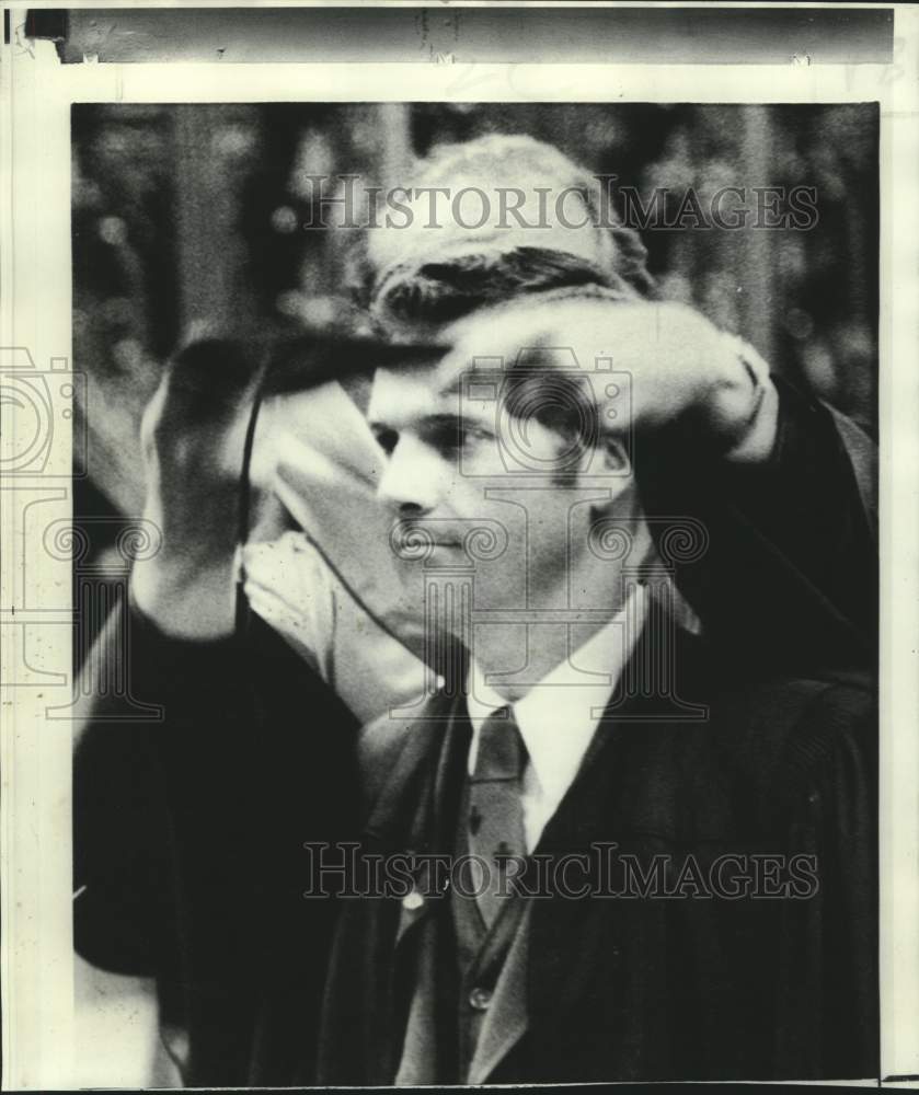 1970 Press Photo Captain Colin Kelly III in Divinity School graduation ceremony