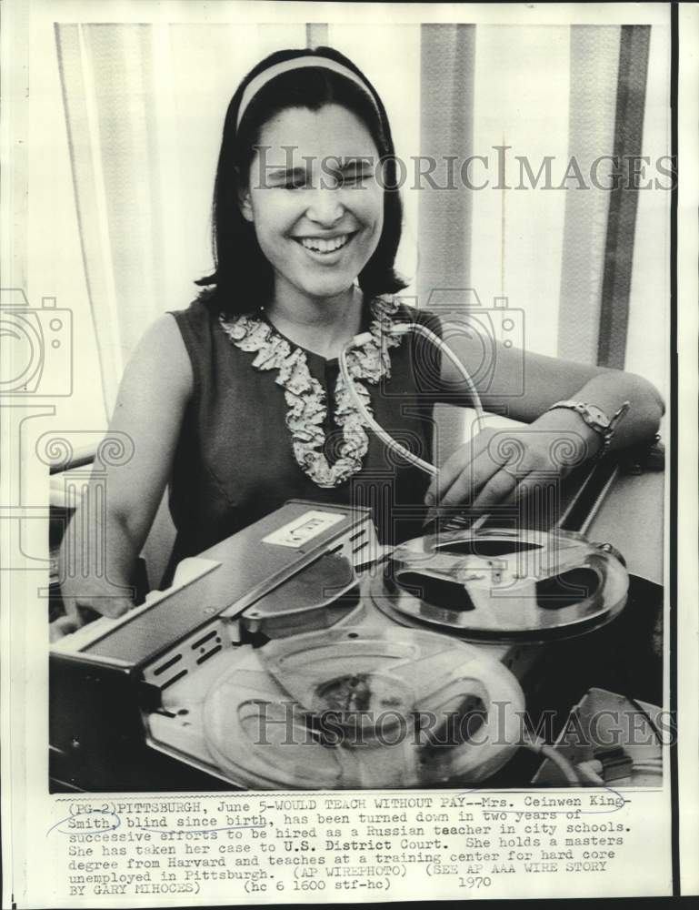 1970 Press Photo Mrs. Ceinwen King-Smith taken case to U.S. District Court.