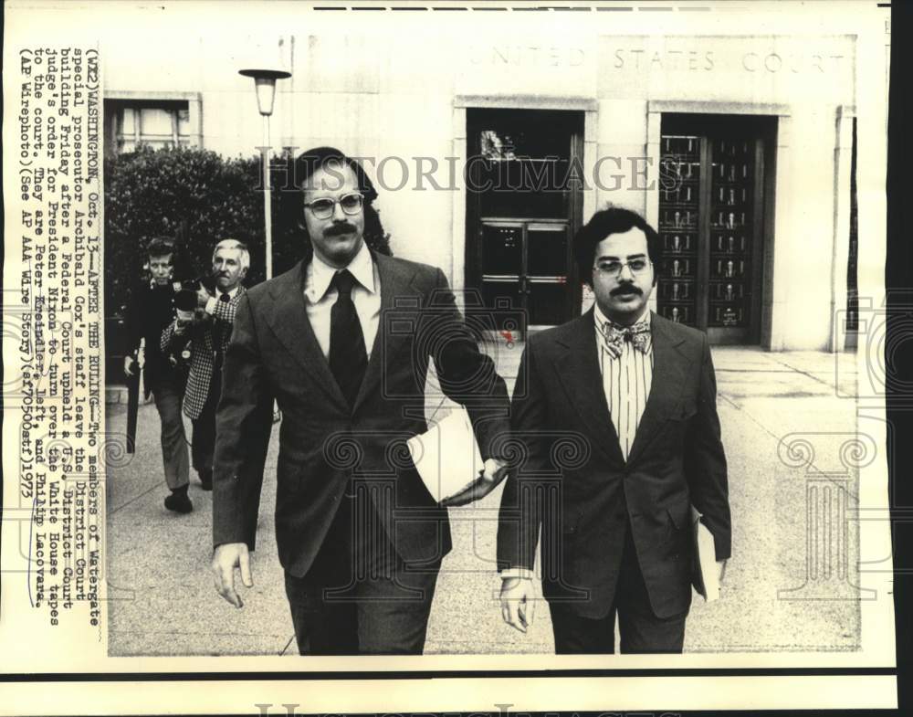 1973 Press Photo Peter Kreindler and Lacovara leave District Court in Washington