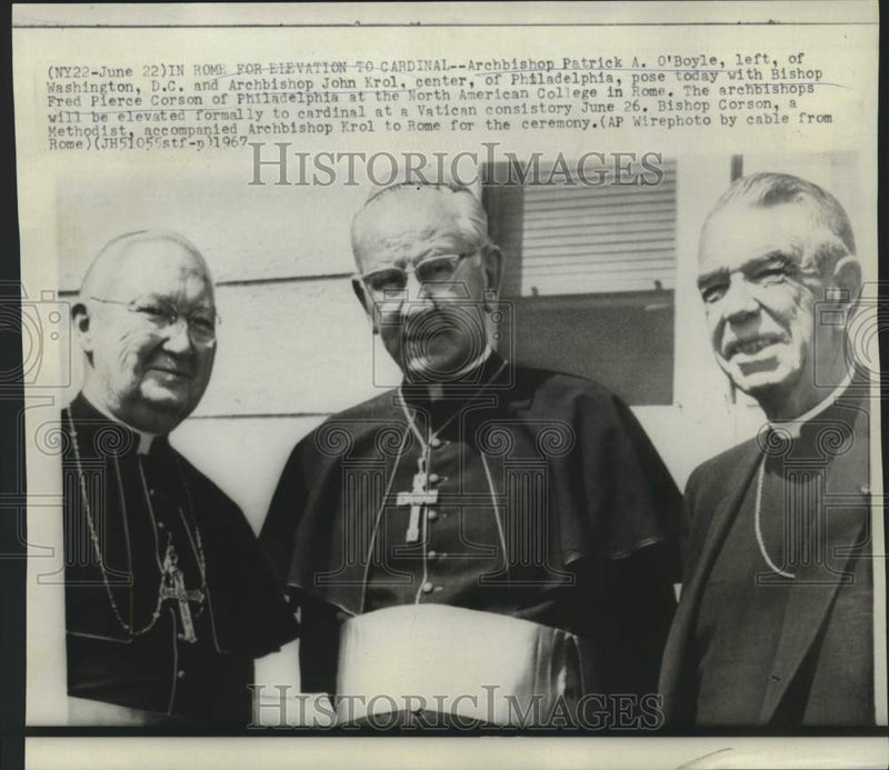 Load image into Gallery viewer, 1967 Press Photo Archbishop John Krol and others at North American College
